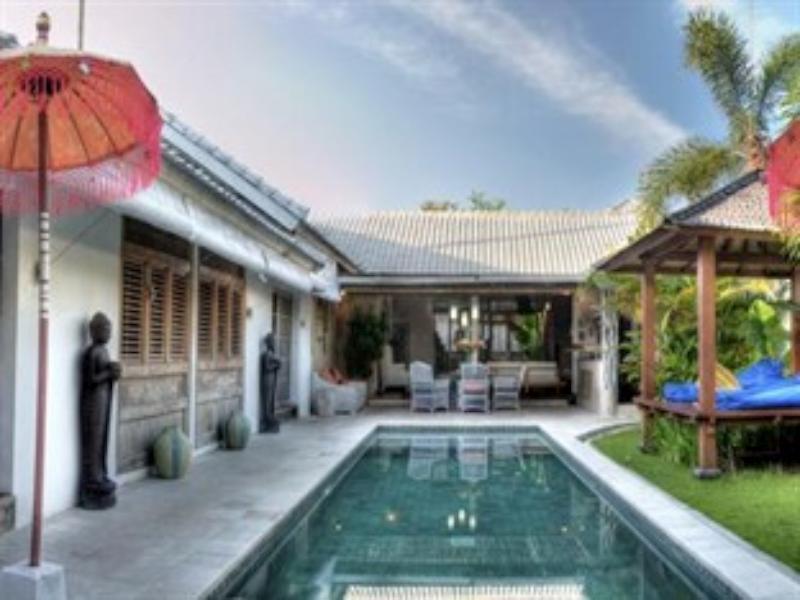 Coco Poco Villa Seminyak Extérieur photo